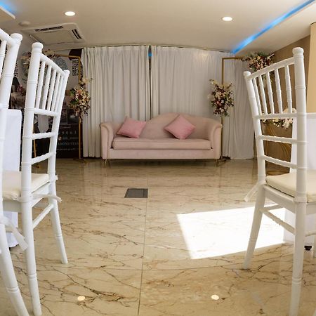 Diamond Star Hotel فندق النجمة الماسية as-Sib Exteriör bild