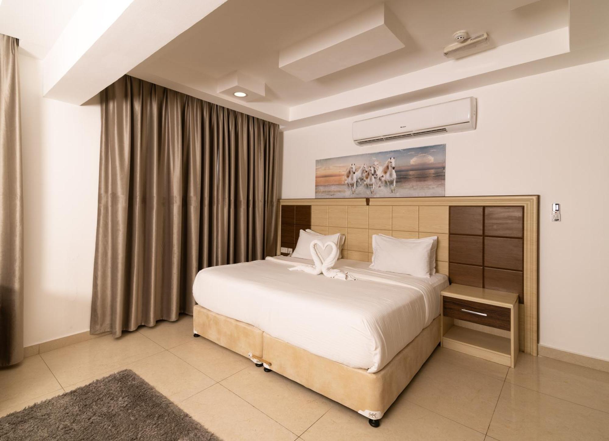 Diamond Star Hotel فندق النجمة الماسية as-Sib Exteriör bild