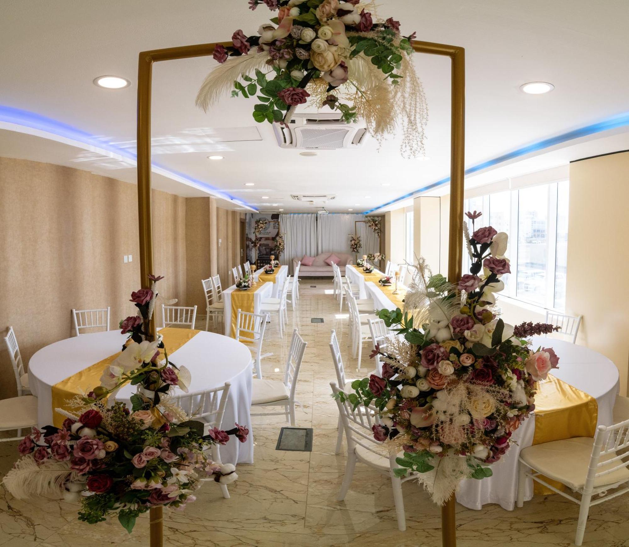 Diamond Star Hotel فندق النجمة الماسية as-Sib Exteriör bild
