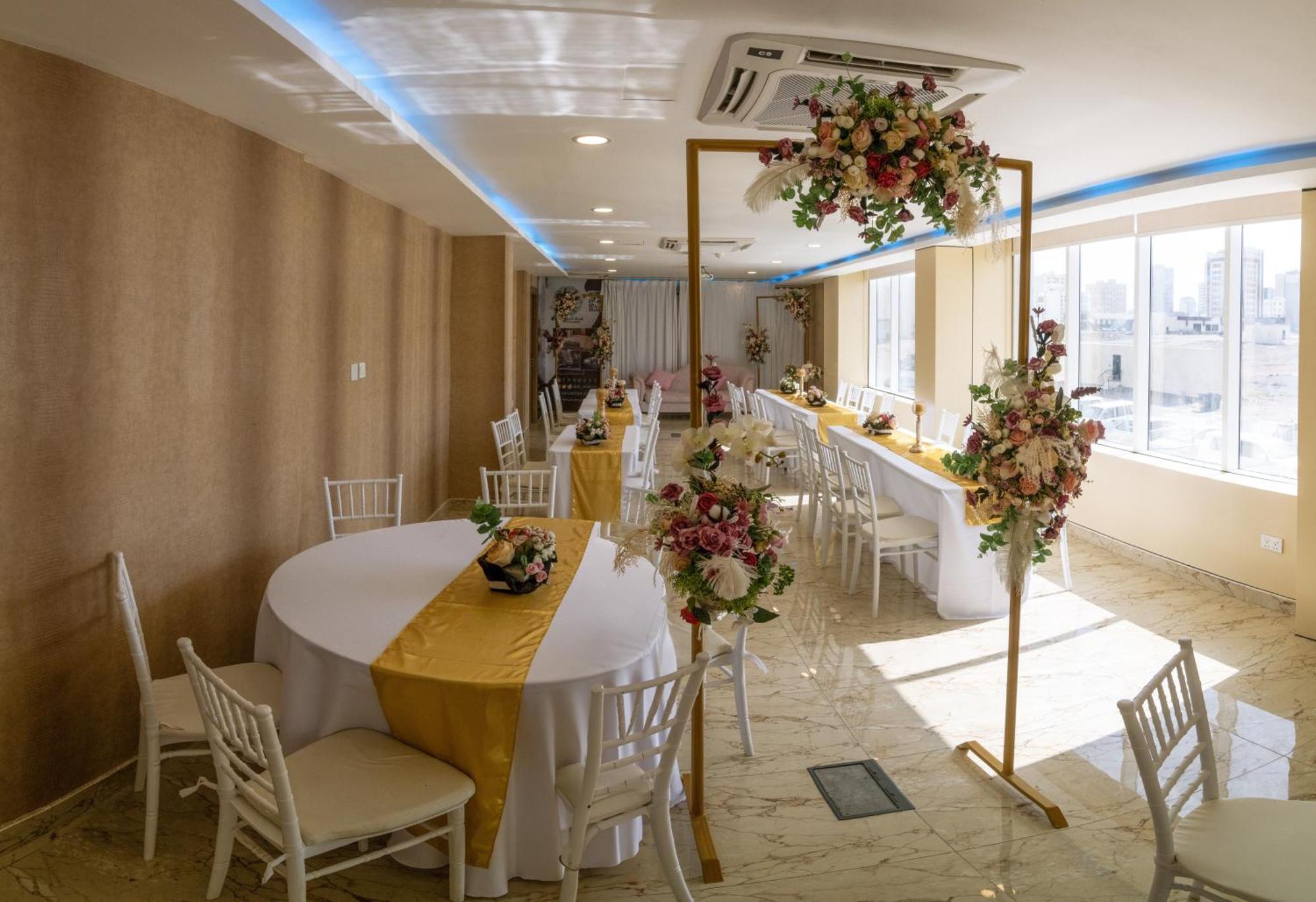 Diamond Star Hotel فندق النجمة الماسية as-Sib Exteriör bild