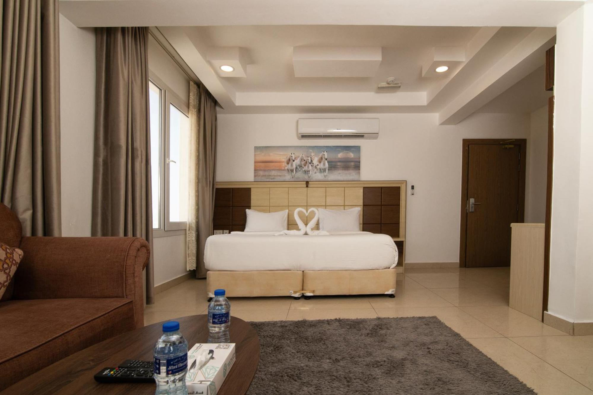 Diamond Star Hotel فندق النجمة الماسية as-Sib Exteriör bild