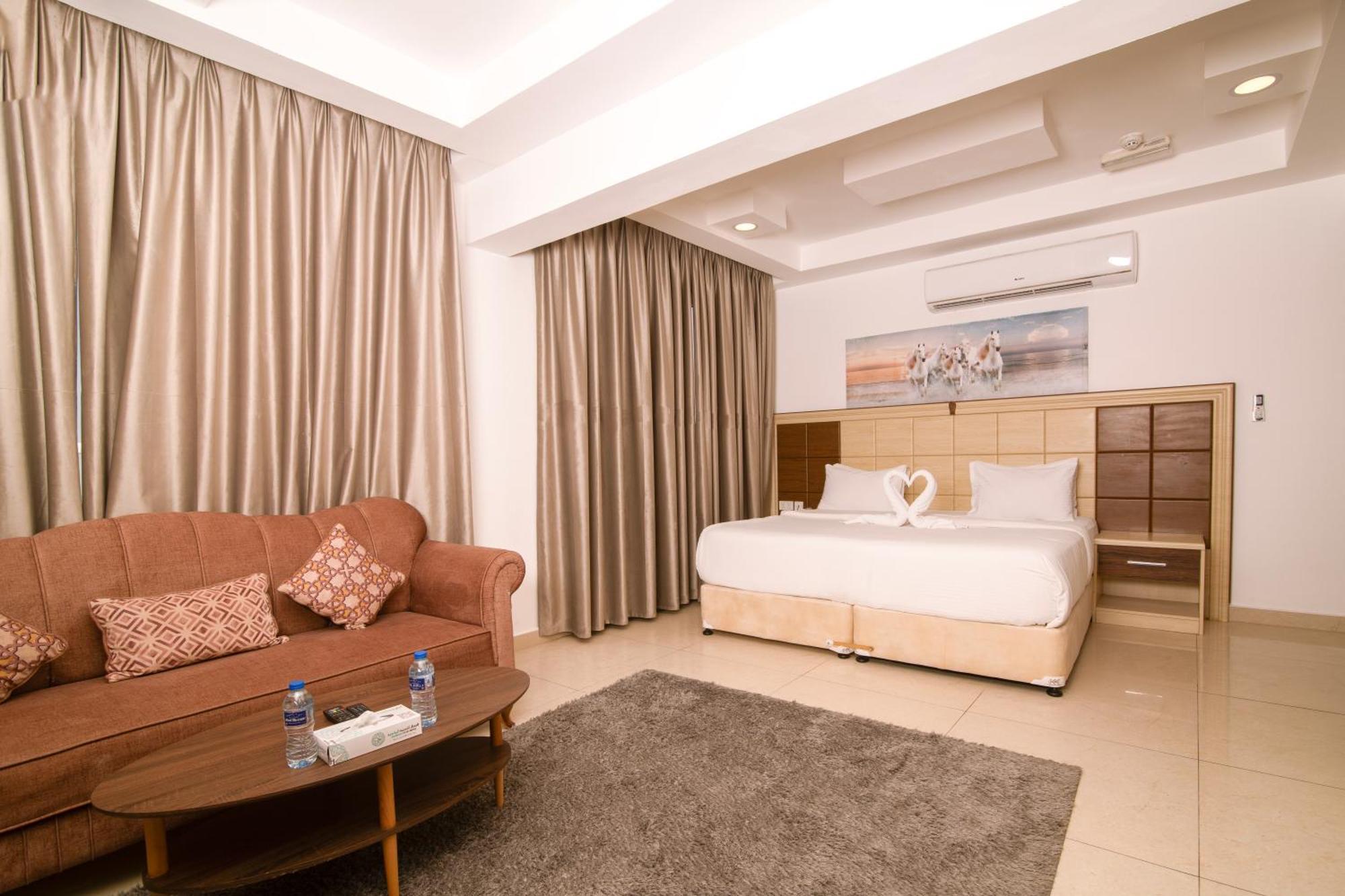 Diamond Star Hotel فندق النجمة الماسية as-Sib Exteriör bild